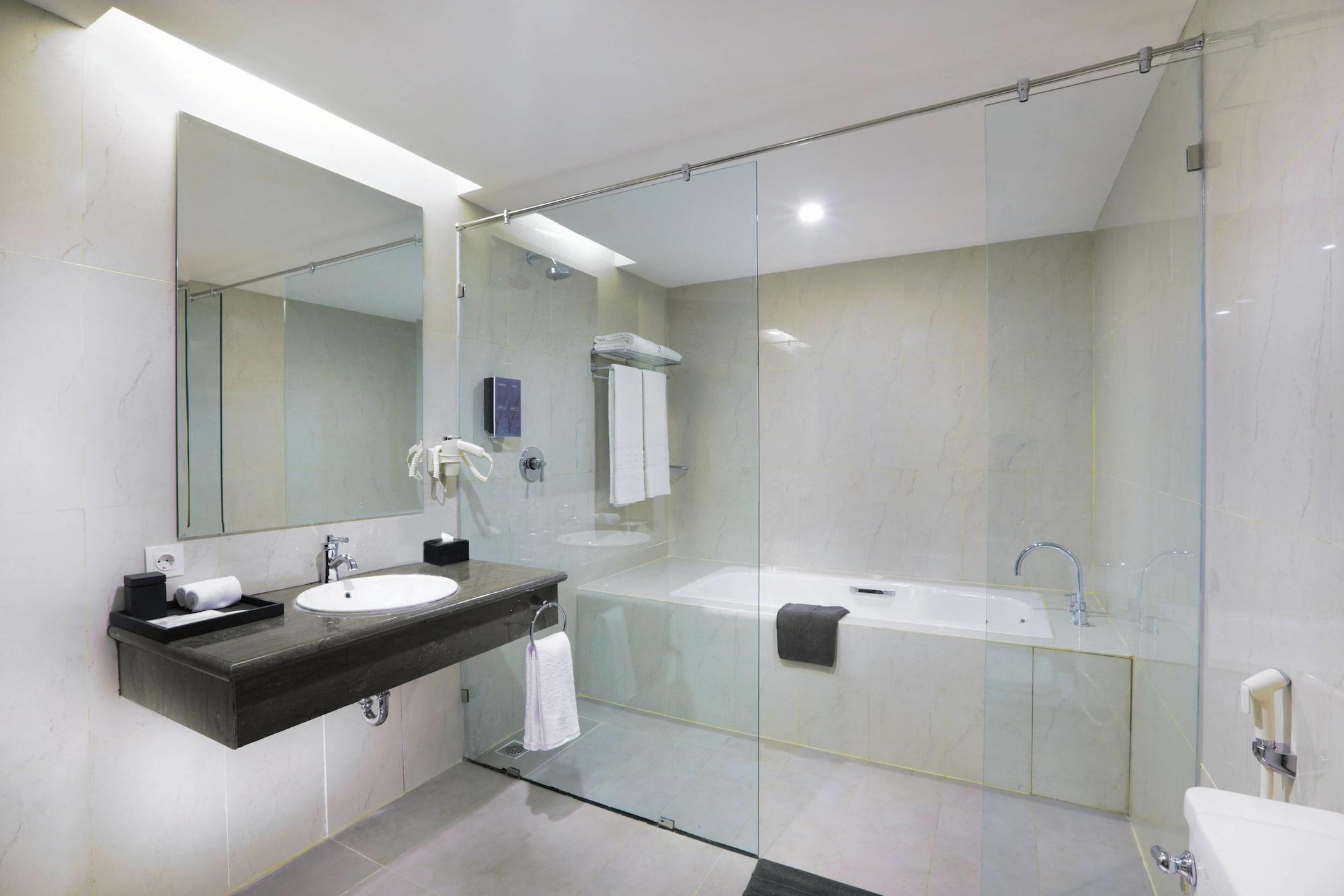 Hotel Harper Perintis By Aston Makasar Zewnętrze zdjęcie