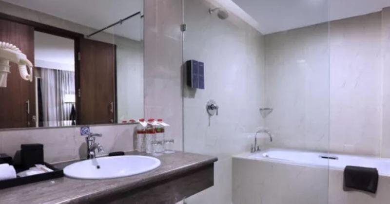 Hotel Harper Perintis By Aston Makasar Zewnętrze zdjęcie
